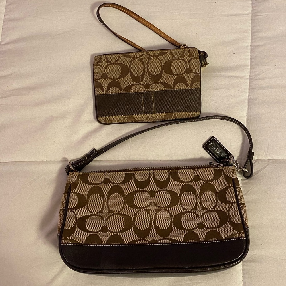 Brown Coach Logo Leather purse with wristlet